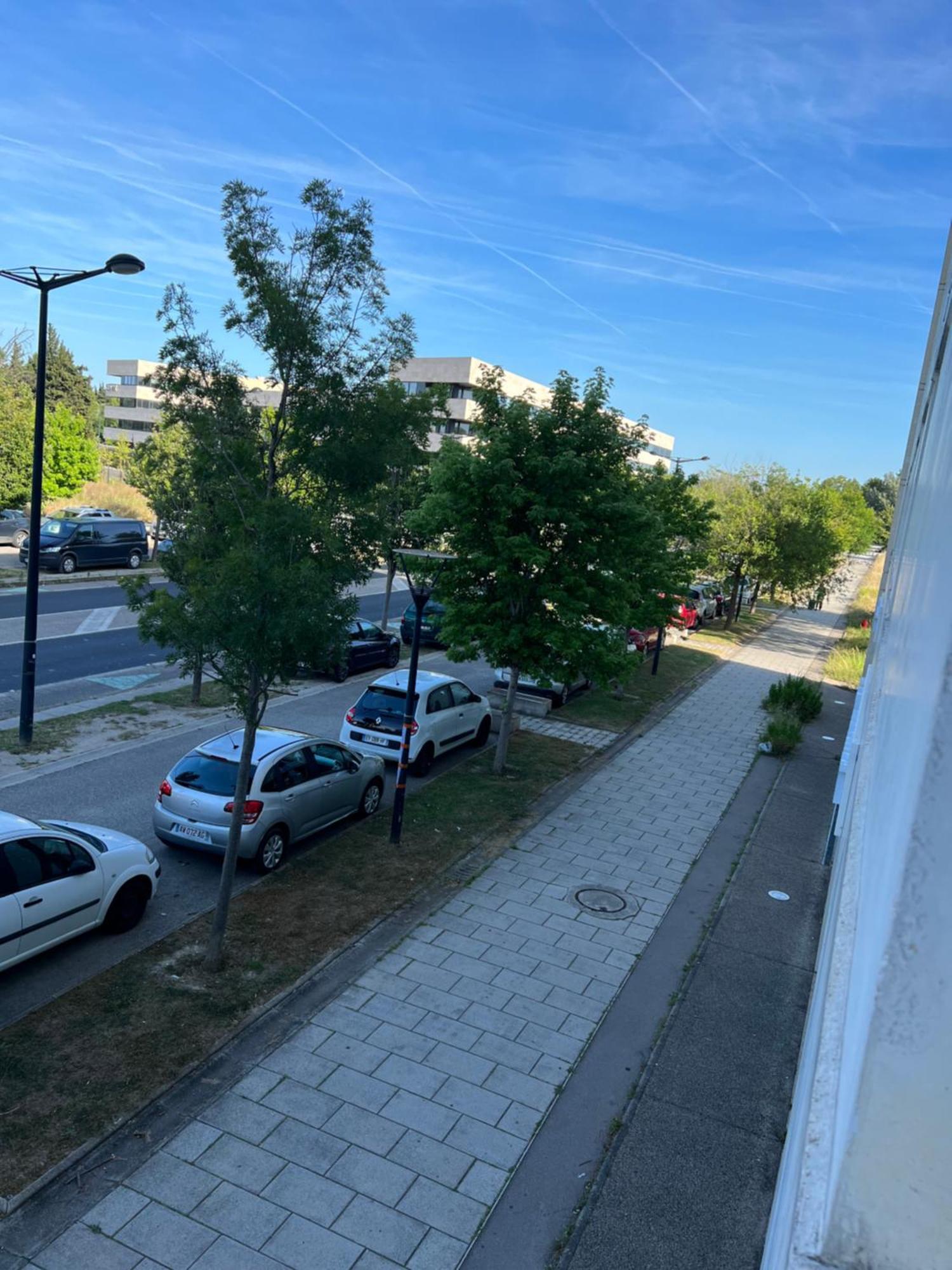 אביניון Studio Appart'Hotel Gare Tgv Avec Place Privee מראה חיצוני תמונה
